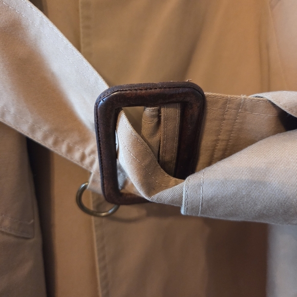 Aquascutum Women's Vintage Water Repellant Trench Coat Camel Made in Canada - Picture 10 of 16